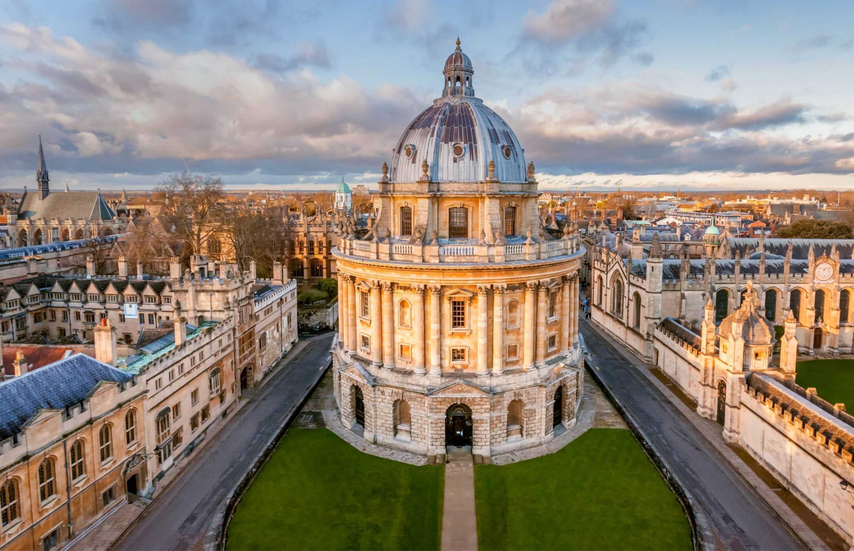 Vue aérienne du bâtiment de recherche médicale de l'Université d'Oxford.